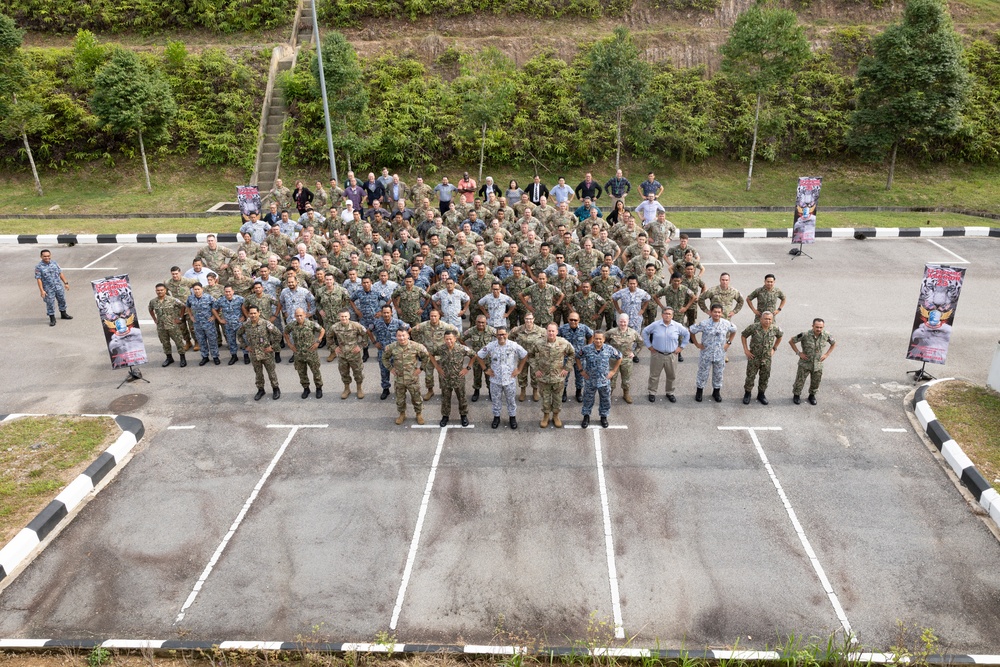 DVIDS – 新闻 – 马来西亚和美国军队在 Bersama Warrior 演习中加强安全联系