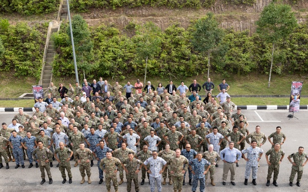 Malaysian and U.S. forces strengthen security ties at Bersama Warrior Exercise