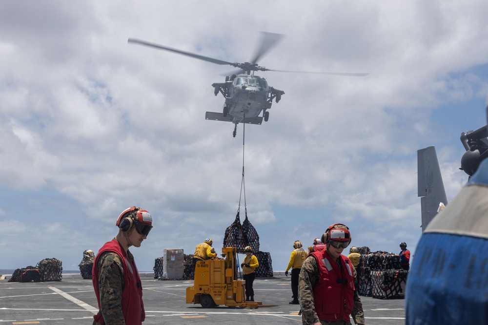 USS Mesa Verde receives Replenishment at Sea from the USNS Patuxent