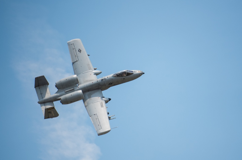 122nd Fighter Wing pilot takes final flight