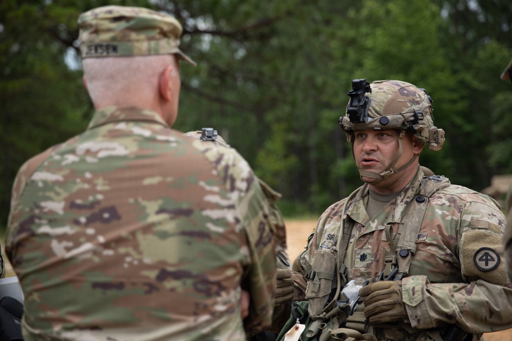 Army Guard Director visits 44th IBCT