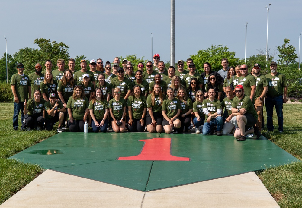 Kansas City Chiefs Staff Visit the Big Red One