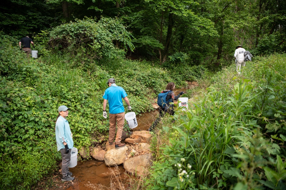 Clean the Bay Event at Arlington National Cemetery