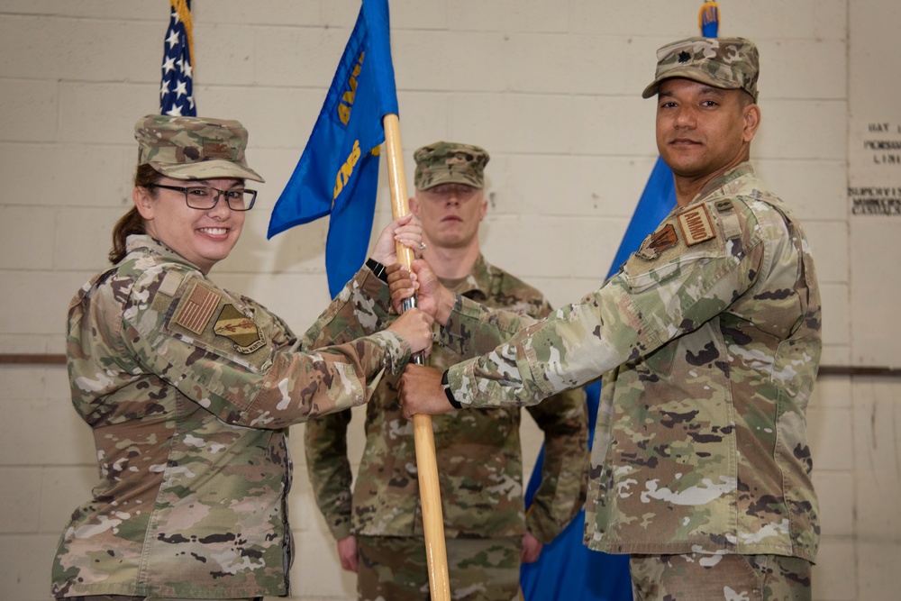 4th MUNS holds change of command ceremony