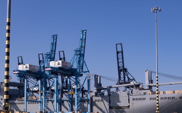 833rd Transportation Battalion Loads Equipment for Deployment in the Pacific