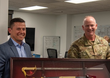 F-35 JPO PEO awards the PEO Award for Excellence