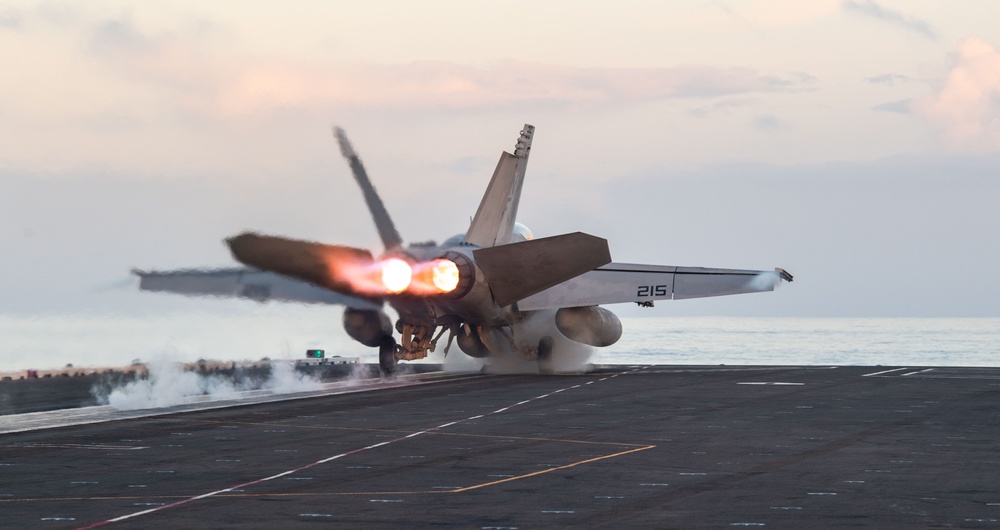 USS Ronald Reagan (CVN 76) conducts flight operations