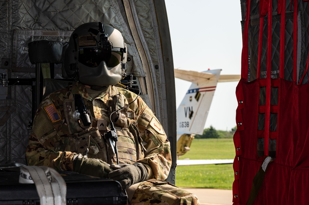 Chinook airlifts a T-1