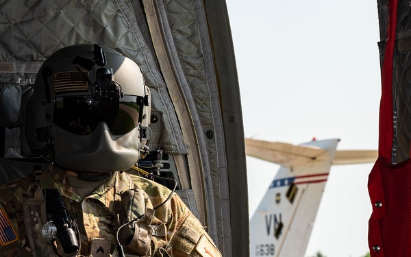 Chinook airlifts a T-1