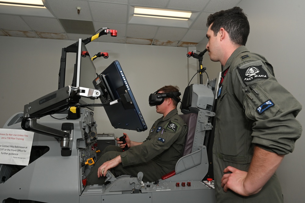 T-38 virtual reality simulator