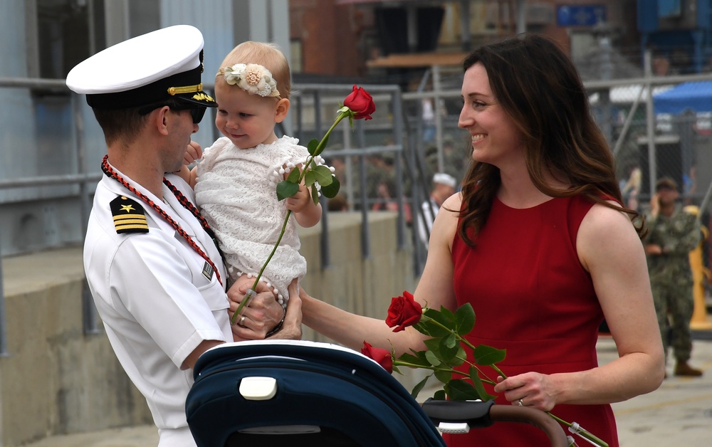 USS San Juan returns from final deployment