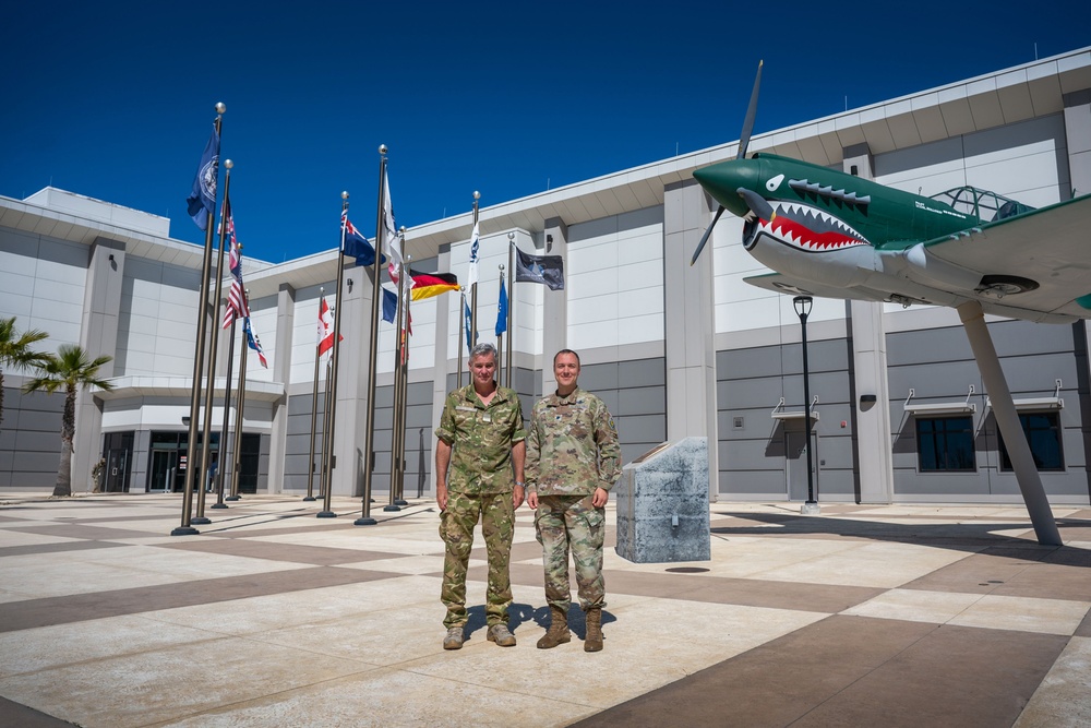 NZAF Air Commodore Sexton visits CFSCC