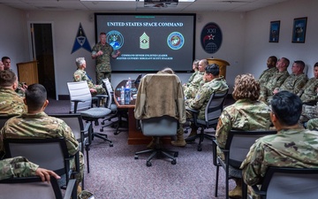 AF Guard, Reserve units welcome USSPACECOM CSEL Stalker, highlights units’ critical space capabilities
