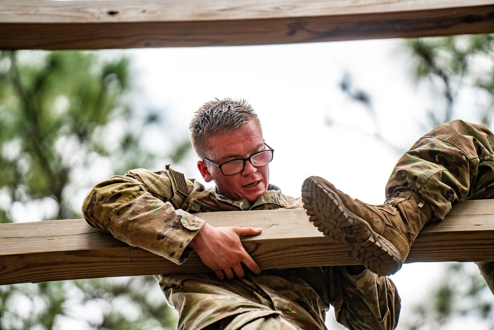 Obstacle Course Best Squad Provider Week