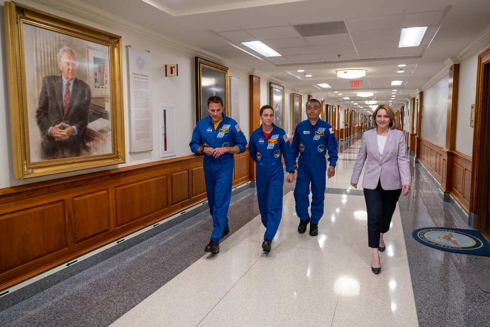 Secretary Hicks meets with Astronauts and prospective astronauts