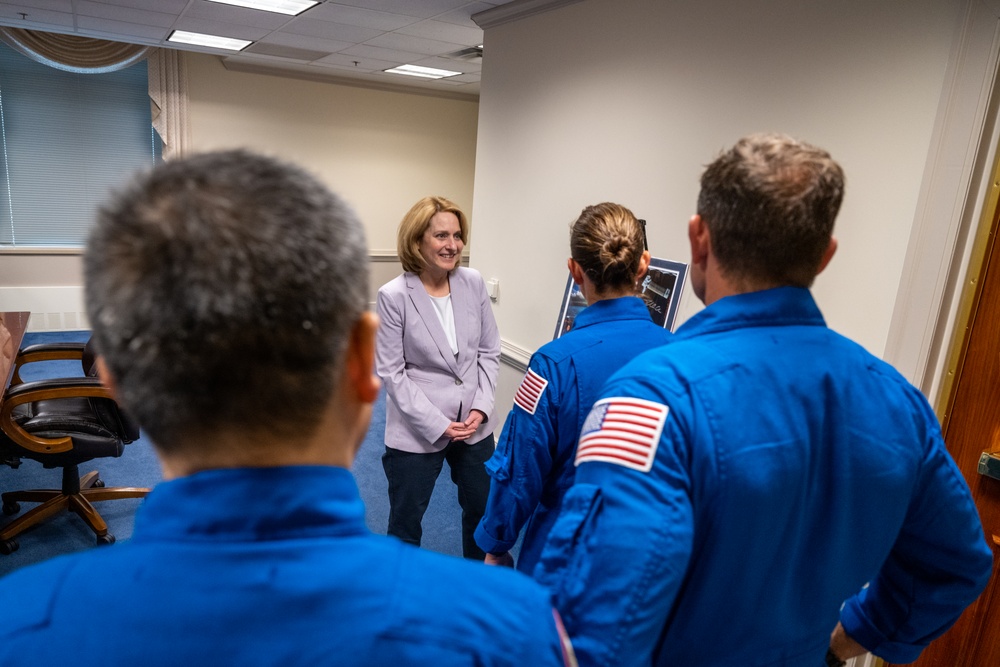 Secretary Hicks meets with Astronauts and prospective astronauts