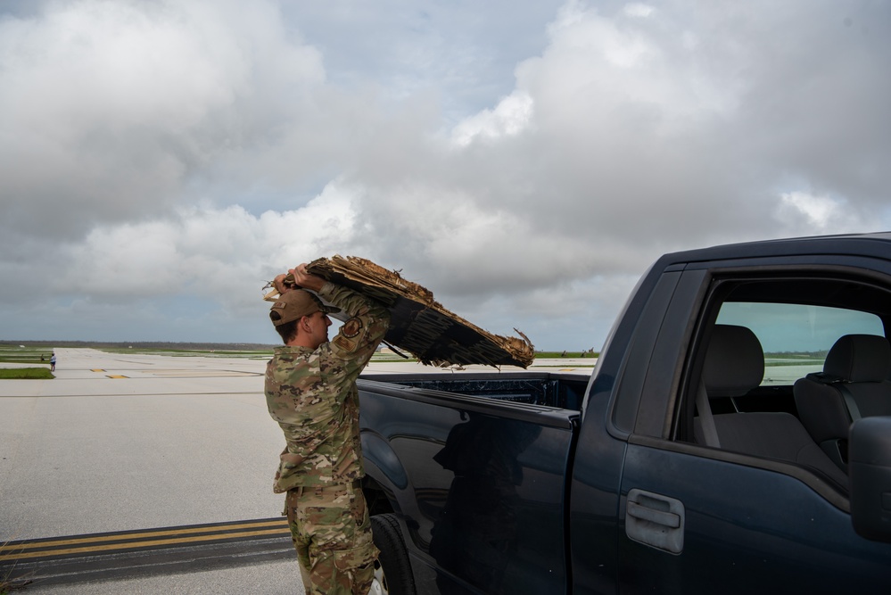 Team Andersen conducts a FOD walk