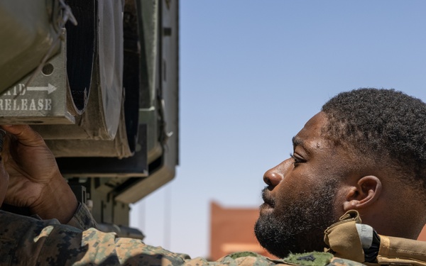 2/10 Marines fire HIMARS in Morocco