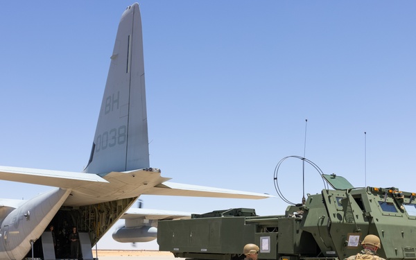 2/10 Marines fire HIMARS in Morocco