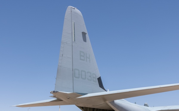 2/10 Marines fire HIMARS in Morocco