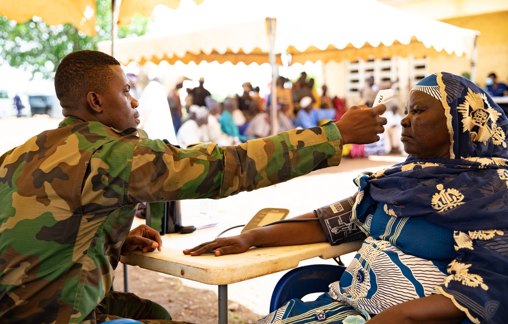 U.S. military and Ghana Armed Forces provide medical care to civilians