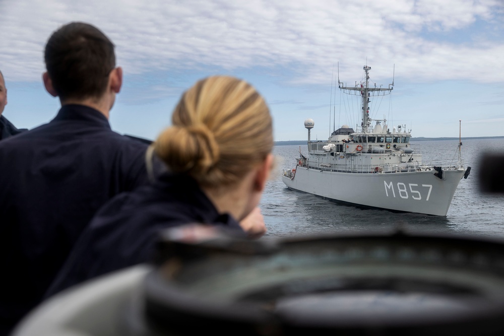 HNLMS Ships conduct Gunnery and Maneuvers during BALTOPS23