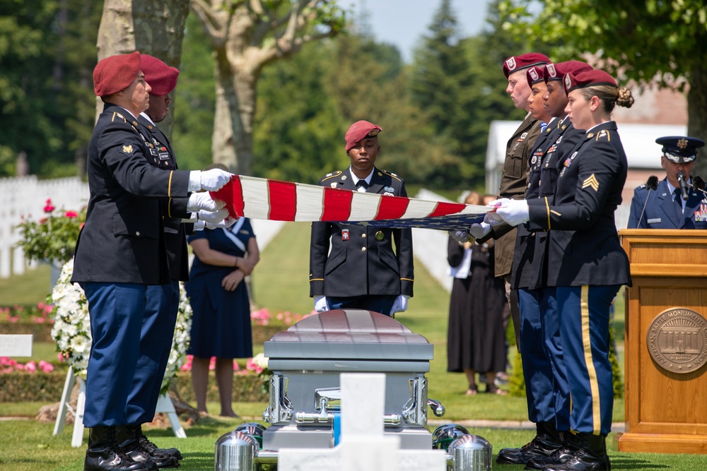 American Battle Monuments Commission hosts WWI unknown soldier burial at Oise-Aisne American Cemetery