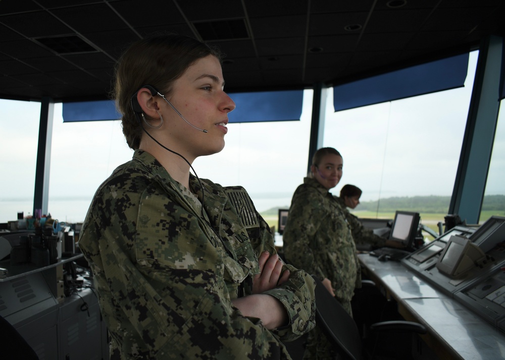 Pax Air Traffic Control Makes History with All-Women Air Traffic Control Crew