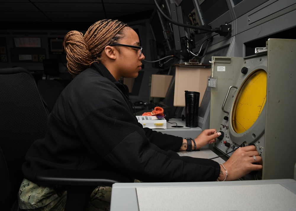 Pax Air Traffic Control Makes History with All-Women Air Traffic Control Crew