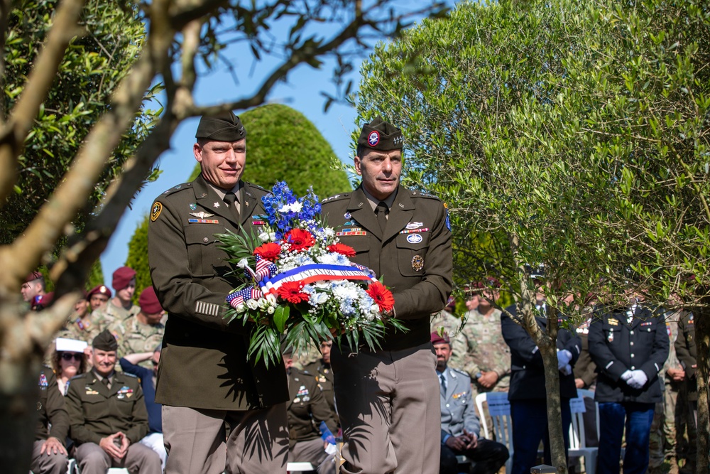 Eternal Heroes' Memorial Ceremony