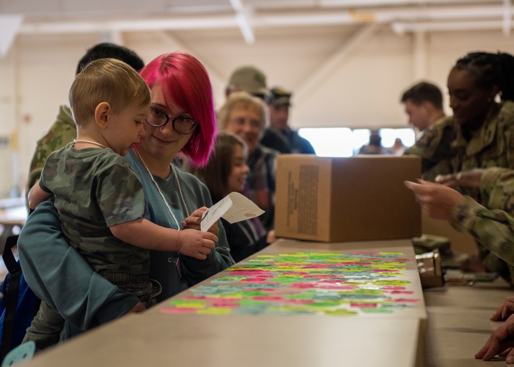 Military and Family Readiness Center hosts mock deployment event for children