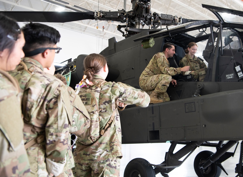 DVIDS - Images - SCNG cyber and aviation Soldiers host JROTC cadets ...
