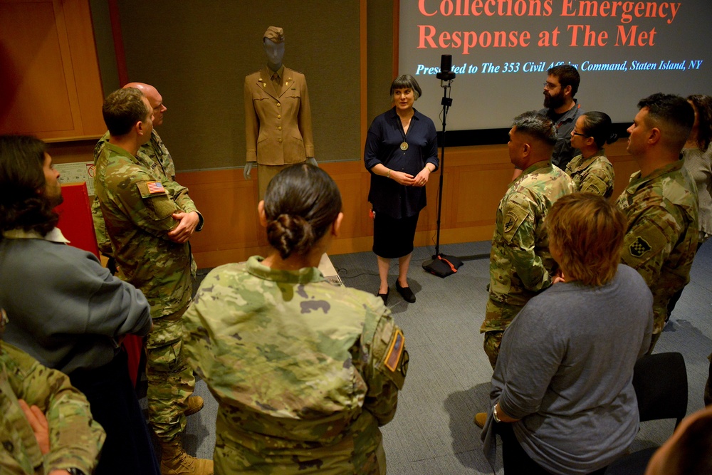 Civil Affairs Soldiers Train at The MET