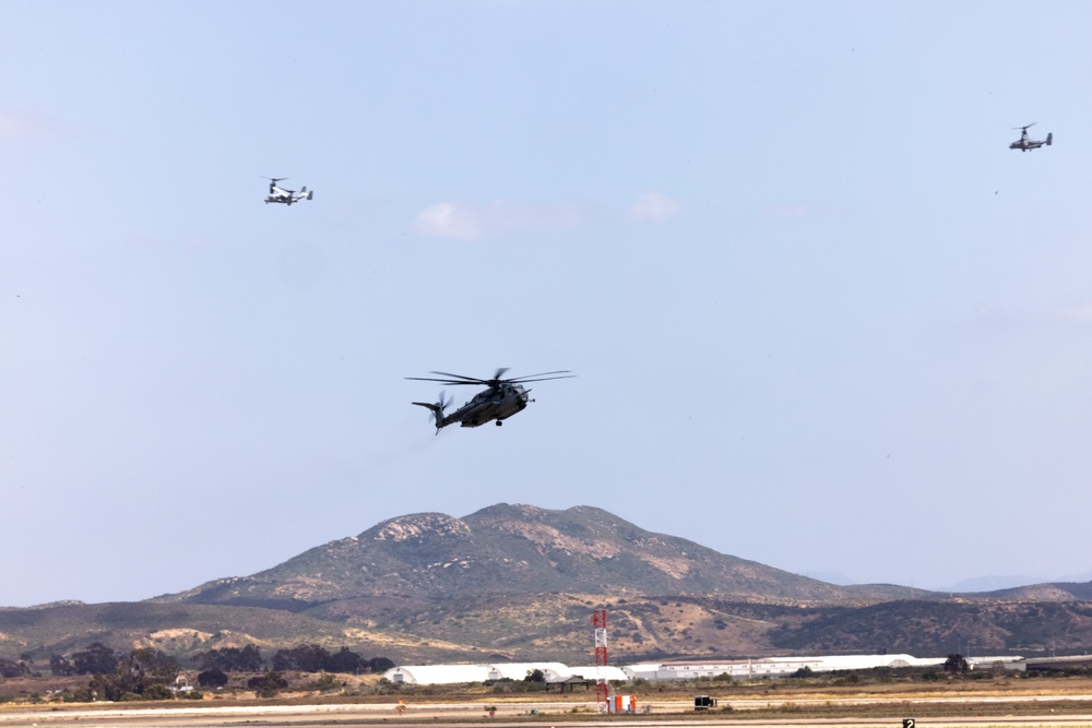 VMM-362 Homecoming Fly-Over