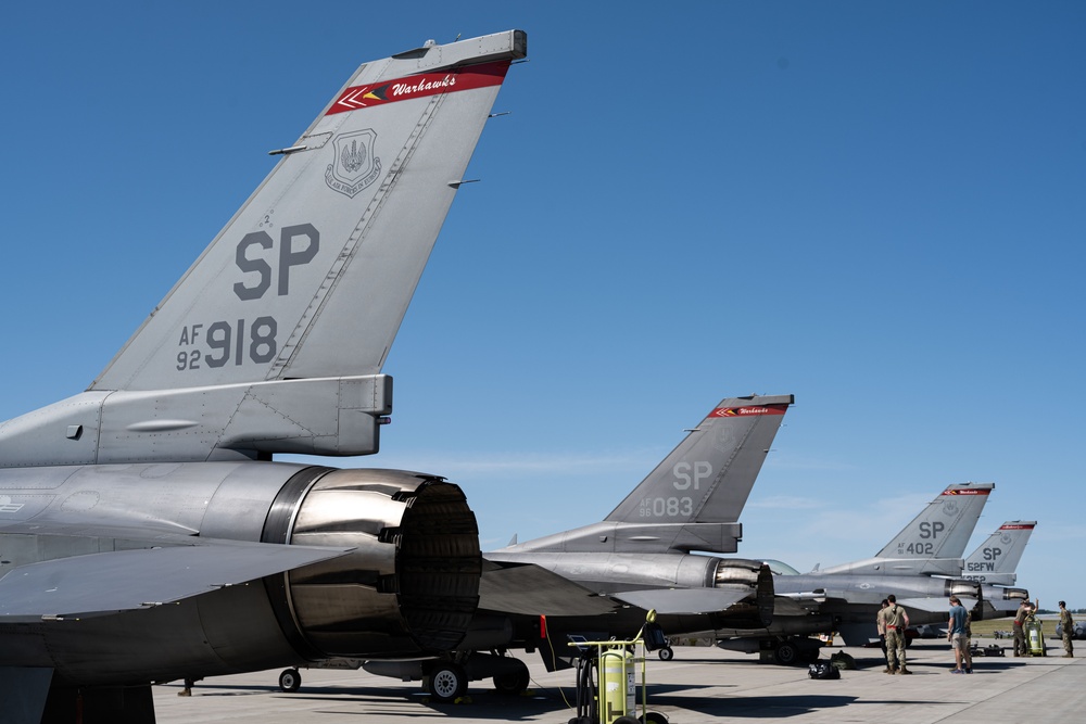 480th FS arrives to Poland