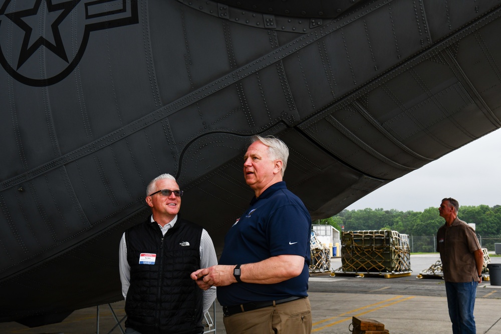 Ohio civic leaders visit Dobbins for tour