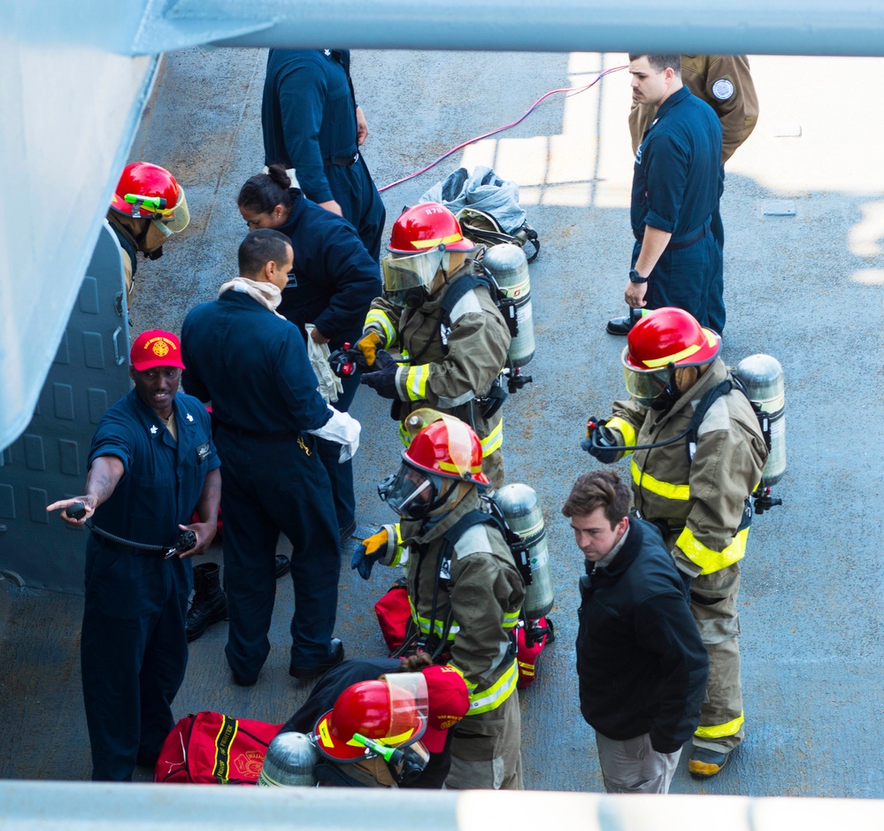 USS Mount Whitney Trains in Baltic Sea