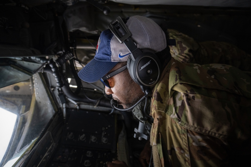 50th ARS and 45th AES team up during total force training mission