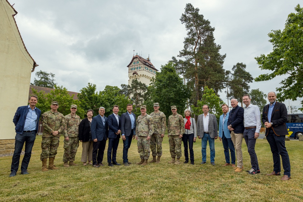 Nuremberg Mayor Visits Grafenwoehr Training Area