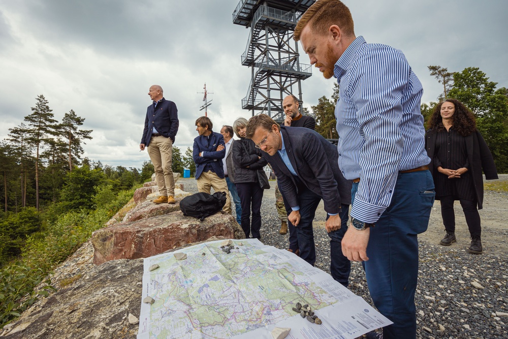 Nuremberg Mayor Visits Grafenwoehr Training Area