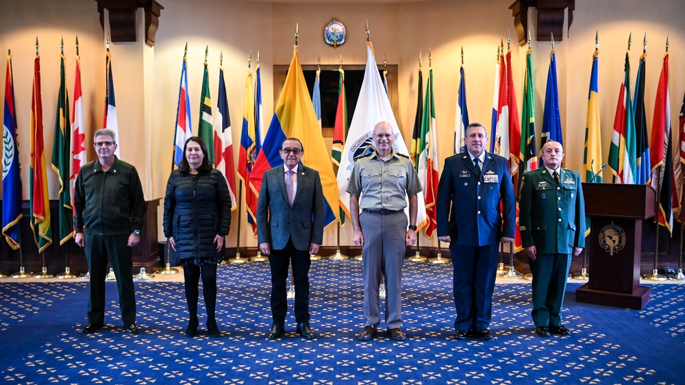 Permanent Representative of Colombia to the OAS Visits the IADC