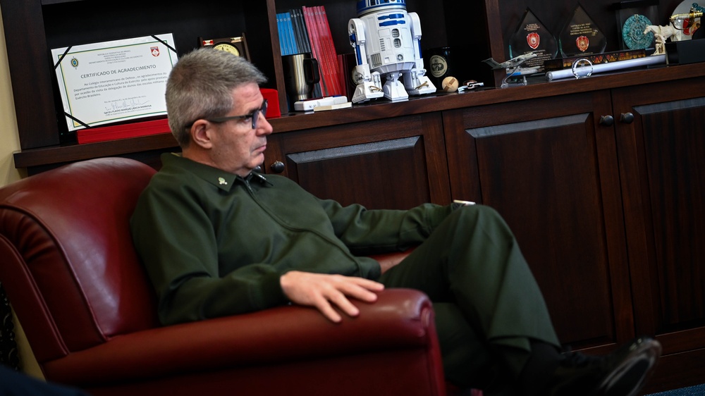 Permanent Representative of Colombia to the OAS Visits the IADC