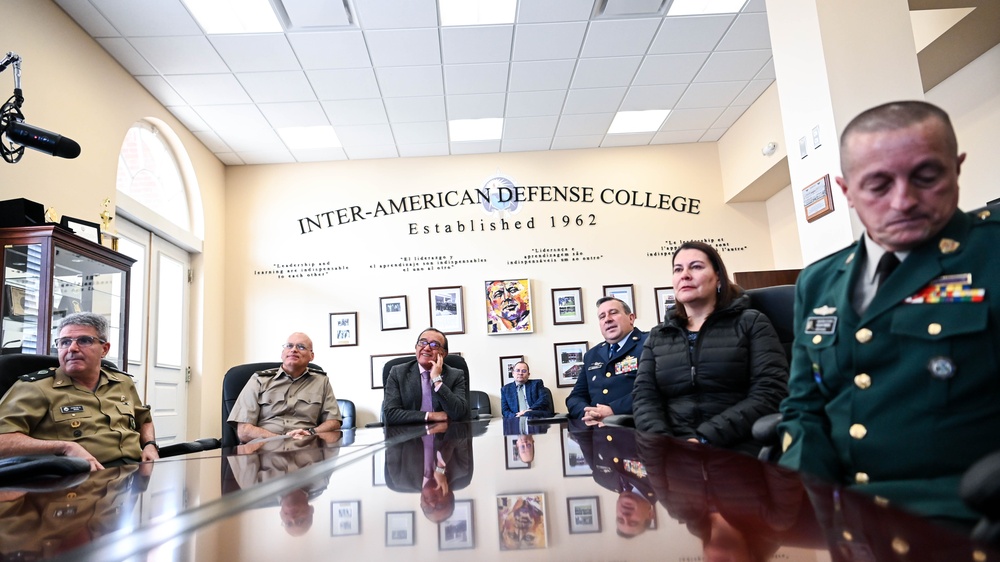 Permanent Representative of Colombia to the OAS Visits the IADC