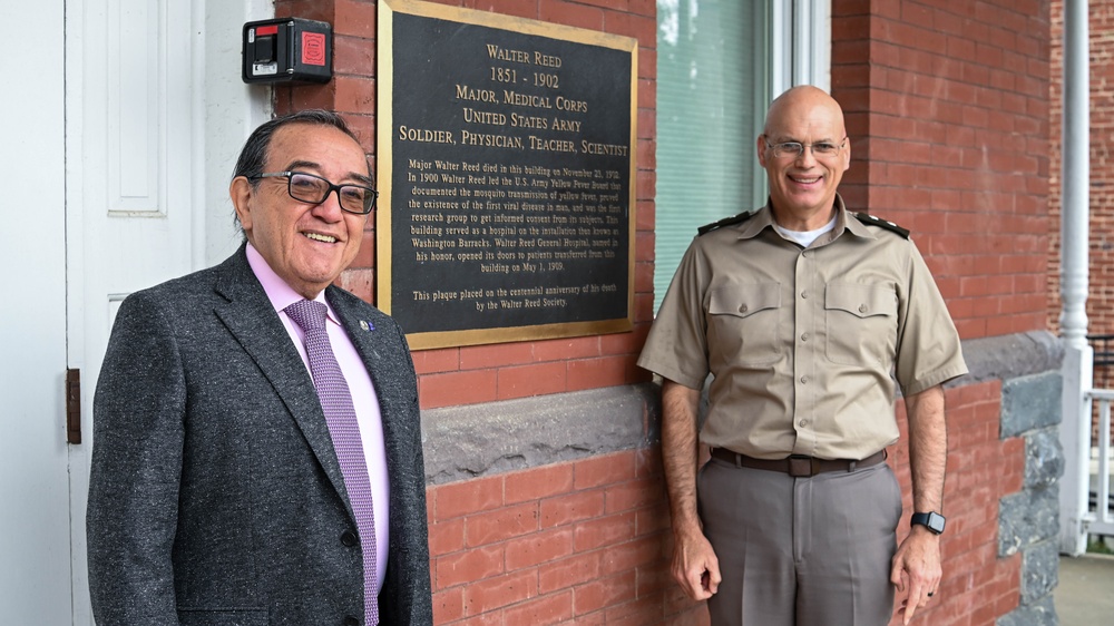 Permanent Representative of Colombia to the OAS Visits the IADC