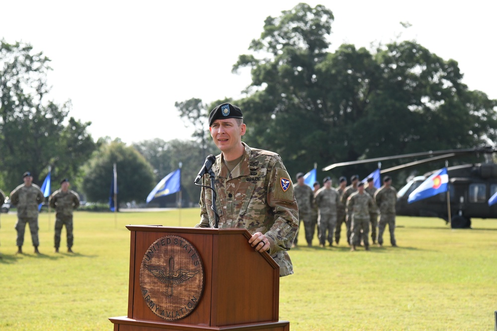 1-212th Aviation Regiment Change of Command