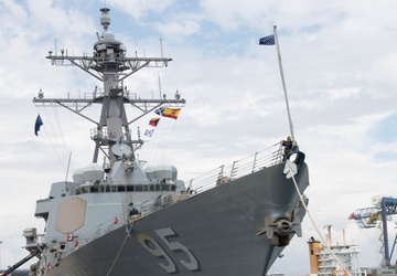 SNMG2 prepares for Spanish Navy-led exercise during port visit to Alicante