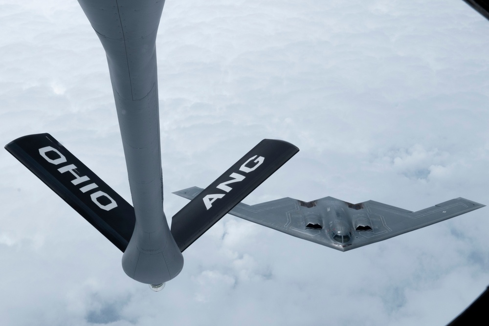 121st refuels B-2 Spirit