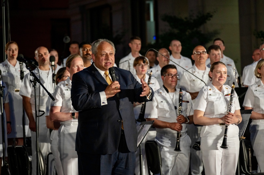 SECNAV Attends Concert On The Avenue Event