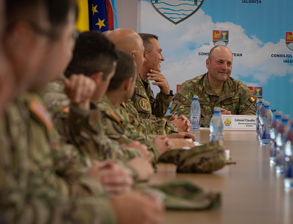 226th Maneuver Enhancement Brigade commander meets with Romanian leaders during town hall