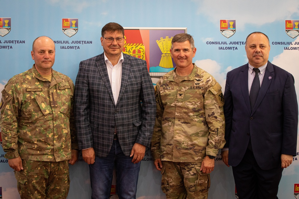 226th Maneuver Enhancement Brigade commander meets with Romanian leaders during town hall